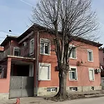кольовата къща Teteven