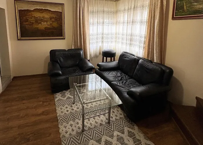 кольовата къща *